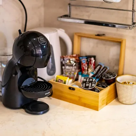 Sunny In The Center Of For 5guests דירה וארנה