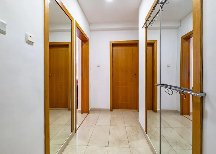 Apartman Sunny In The Center Of For 5guests Várna