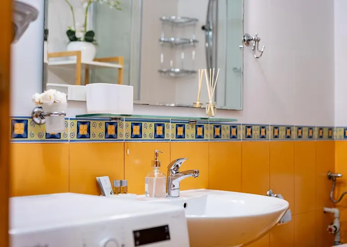 Sunny In The Center Of For 5guests Varna